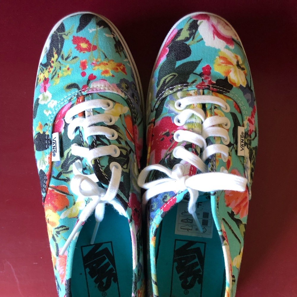 Floral Vans 7.5